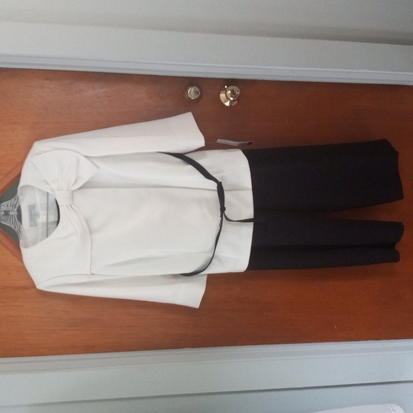 NWT Tahari Arthur S. Levine 2 piece garment blazer and trousers - Picture 1 of 16